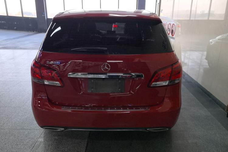 Used Mercedes-Benz B-Class 2018 B 200 Sport Edition
