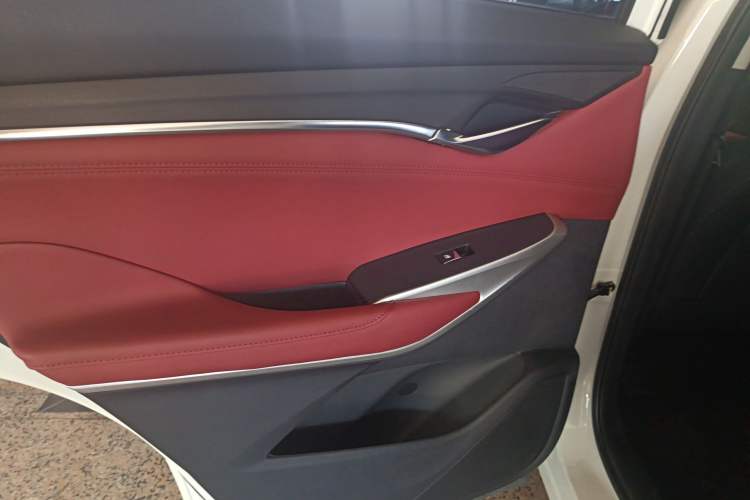 Used Changan CS75 PLUS 2020 1.5T Automatic Luxury Version
