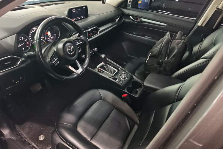 Used Mazda CX-5 2021 2.0L Automatic Two-Wheel Drive Smart Version
