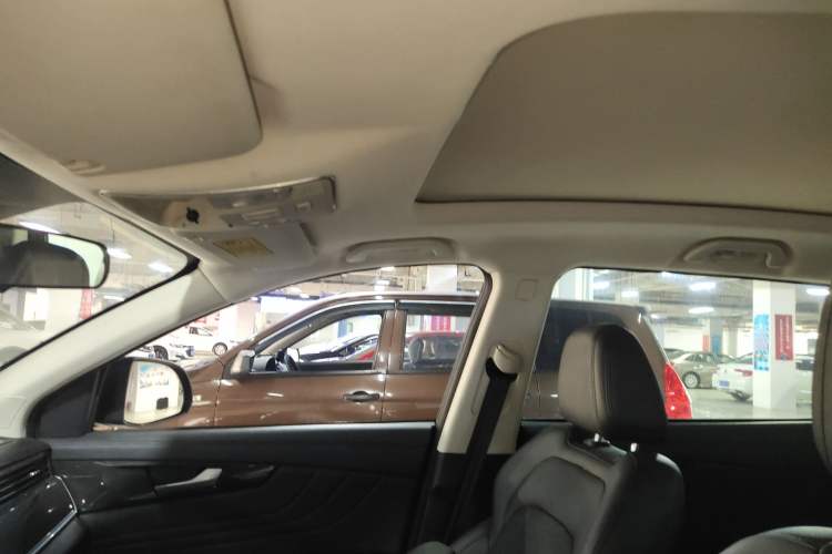 Used Sinotruk VGV U70 2020 1.5T Automatic Smart Enjoyment Elite Navigation Version 7 Seats
