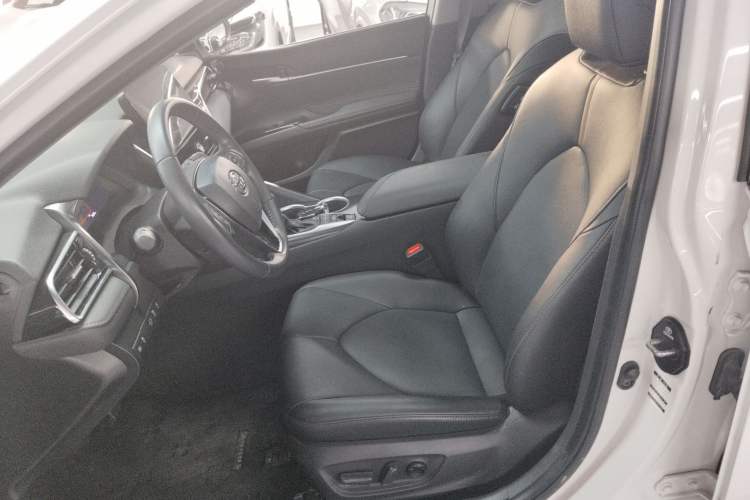 Used Toyota Camry 2023 2.5G Luxury Edition
