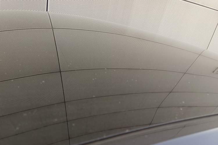 Used Tesla Model Y 2024 Long-Range All-Wheel-Drive Version