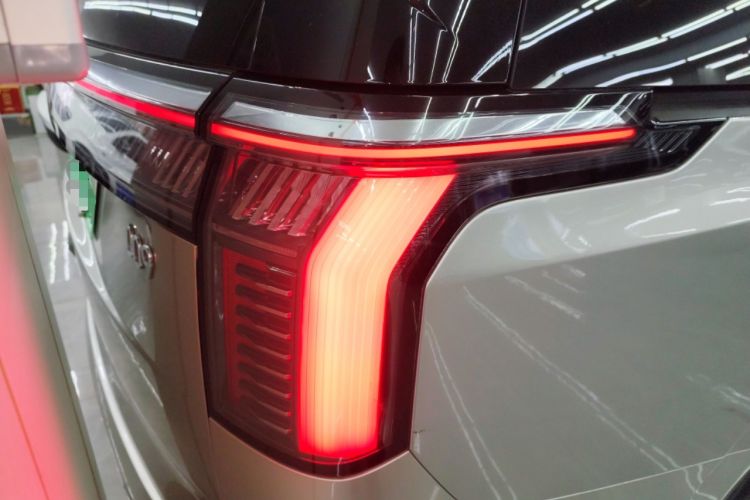 Used Zeekr 009 2022 WE Edition