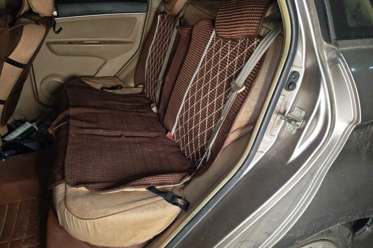 Used BAIC E Series 2012 Hatchback 1.3L Manual Liking Edition
