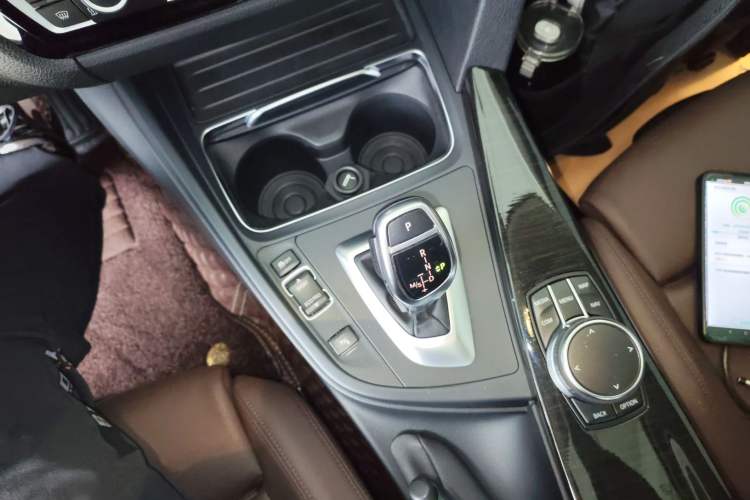 Used BMW 3 Series 2018 320Li Leading Luxury Package
