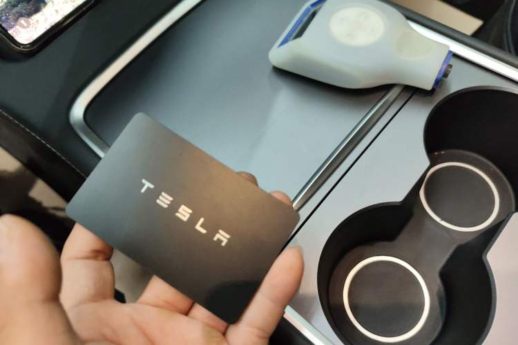 Used Tesla Model Y 2024 Rear-Wheel-Drive Version
