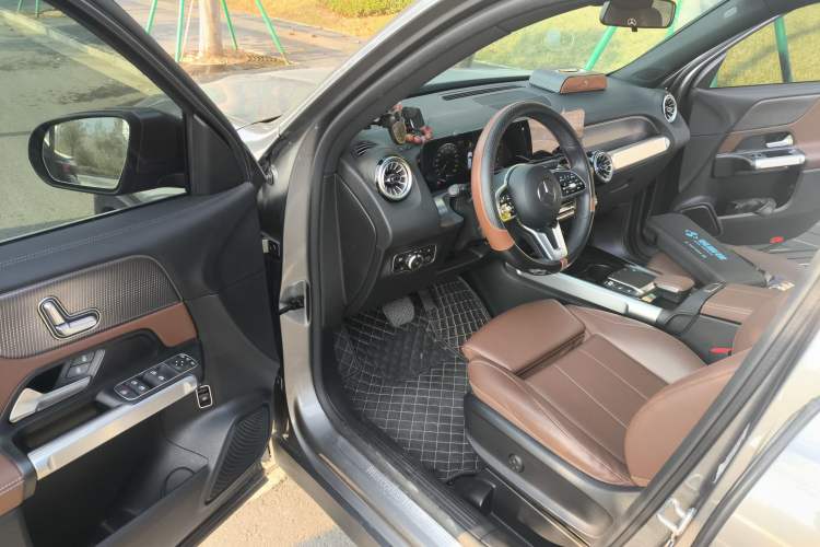 Used Mercedes-Benz GLB 2022 Second Facelift GLB 200 Fashion Edition
