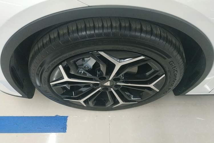 Used  SL03 2024 135Plus Glory Edition