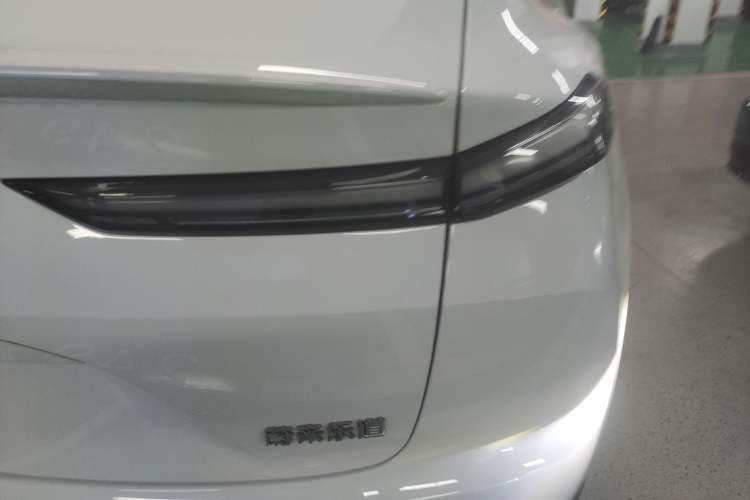 Used ONVO L60 2024 60 kWh All-Wheel Drive
