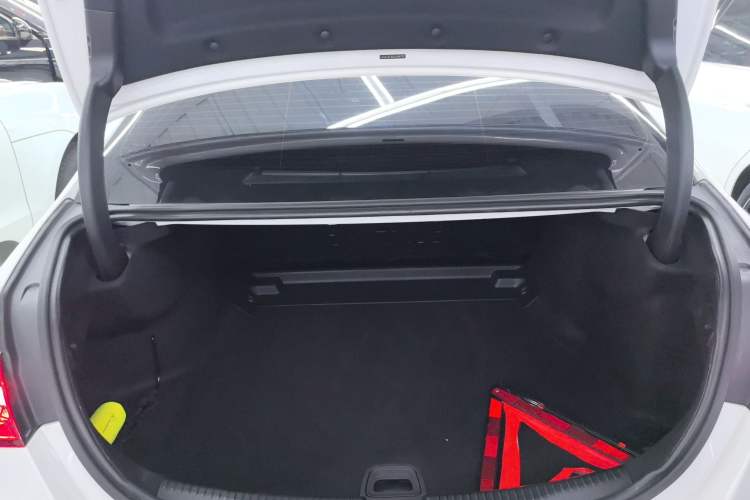 Used Mercedes-Benz C-Class 2025 Facelift C 260 L Sport Edition
