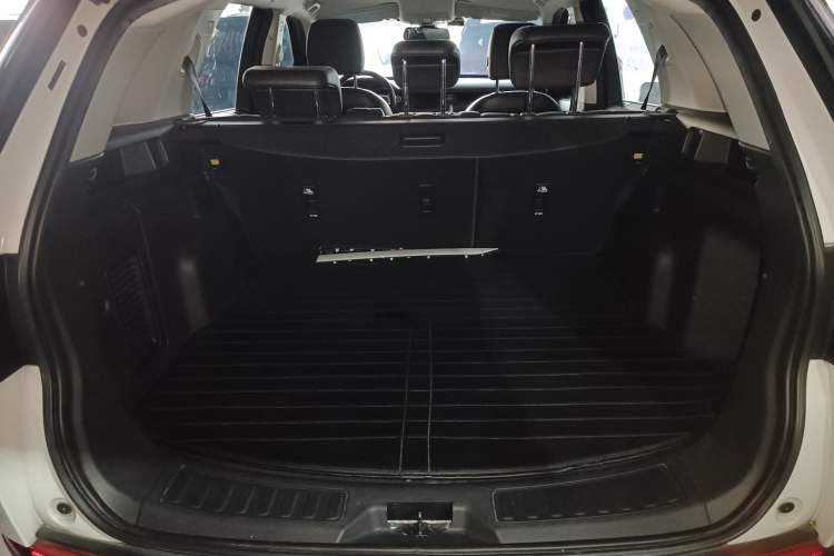 Used Land Rover Discovery Sport 2017 2.0T SE