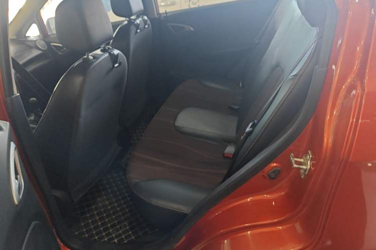 Used Chevrolet Sail 2013 Sedan 1.2L Manual Fashionable Happiness Edition
