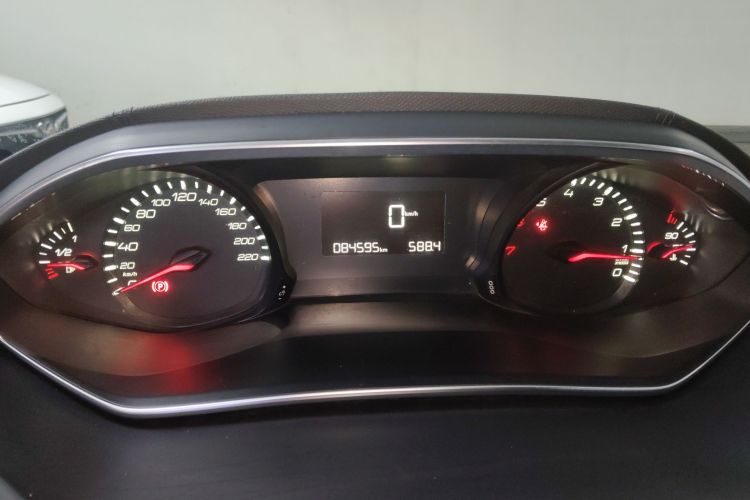 Used Peugeot 308 2016 1.6L Manual Fashion Edition
