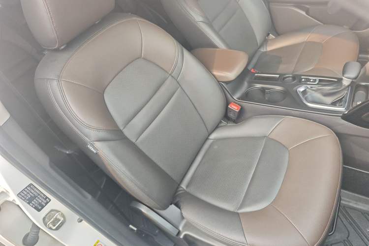 Used GAC Trumpchi GS4 2017 235T Automatic Two-Wheel Drive Luxury Smart Connectivity Version
