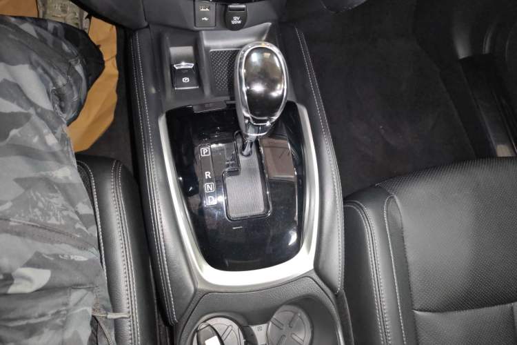 Used Nissan X-Trail 2019 2.0L CVT Smart Connect Comfort Edition 2WD