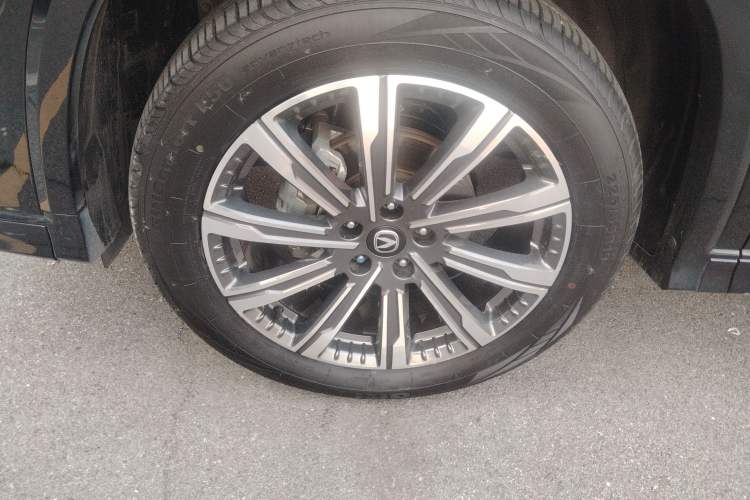 Used Changan CS75 PLUS 2024 3rd Generation Champion Edition 1.5T Intelligent Drive Dynamic Model
