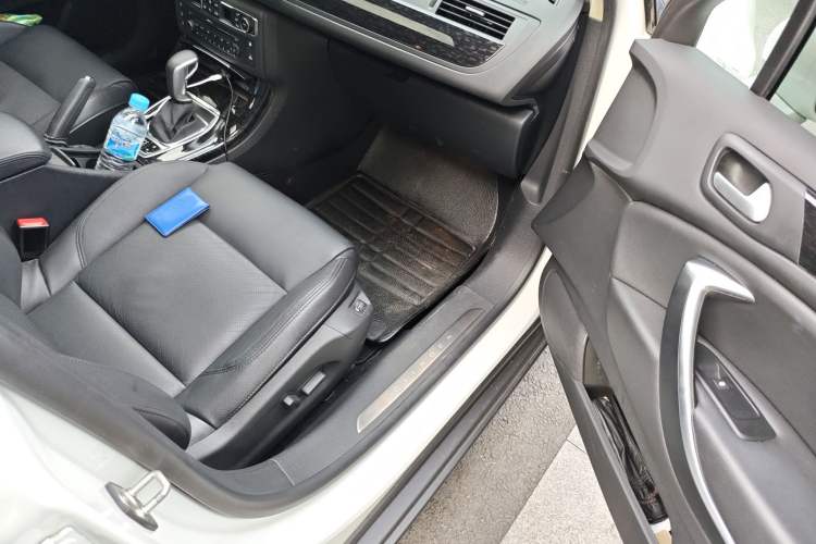 Used Citroen C5 2013 2.3L Automatic Zunyu Model
