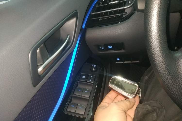 Used Toyota C-HR 2020 2.0L Leading Edition
