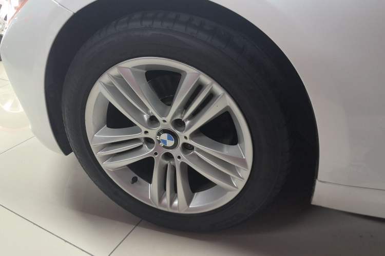 Used BMW 3 Series 2016 320Li Ambition Model