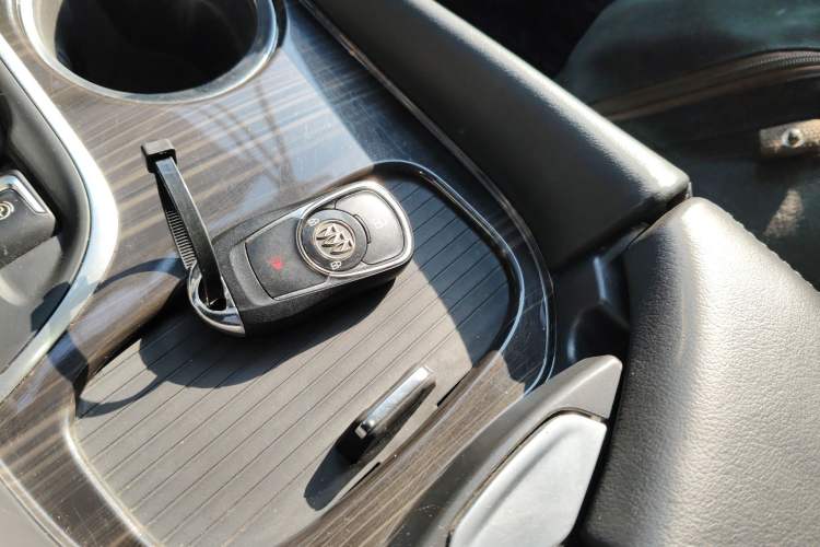 Used Buick Envision 2018 20T Two-Wheel-Drive Leading Model
