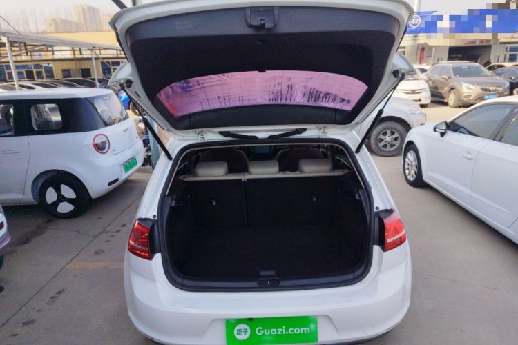 Used Volkswagen Golf 2015 1.6L Automatic Comfort Model
