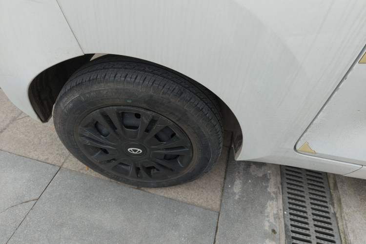 Used Chery QQ Ice Cream 2022 170km Sundae Phosphate Lithium-Ion
