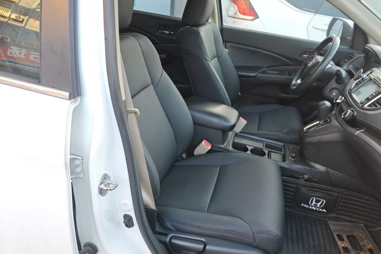 Used Honda CR-V 2016 2.0L two-wheel drive Urban Edition