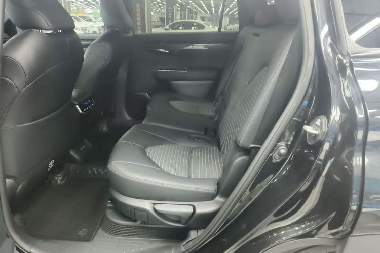 Used Toyota Crown Kluger 2023 2.5L HEV Four-Wheel Drive Prestige Edition
