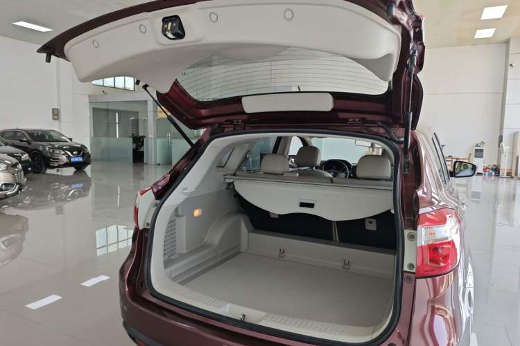 Used Venucia T70 2015 2.0L CVT Smart Choice Edition