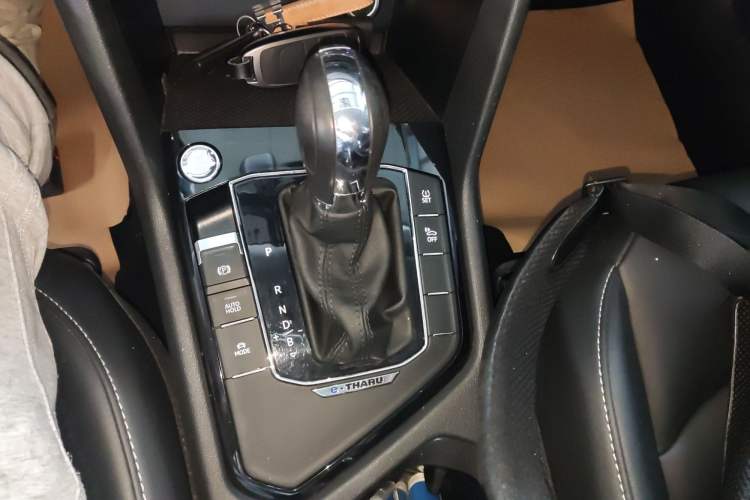 Used Volkswagen Tharu New Energy 2021 Panoramic Deluxe Edition
