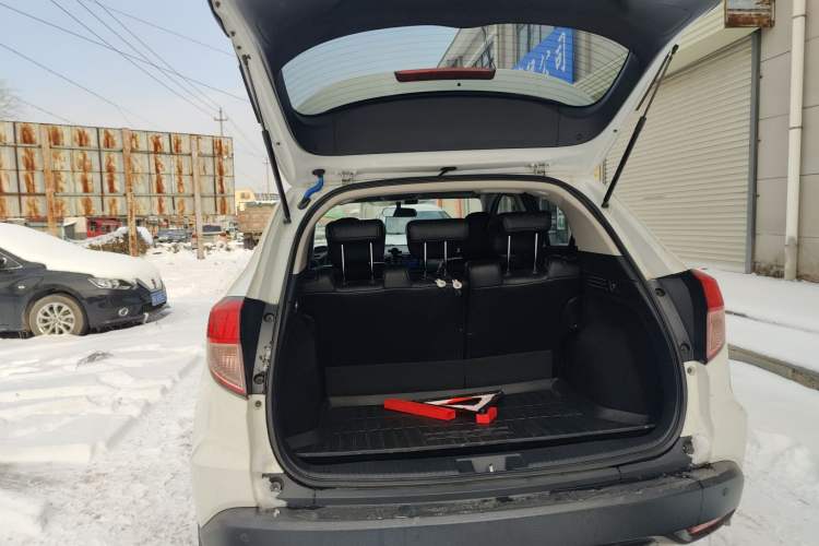 Used Honda Vezel 2015 1.5L CVT two-wheel drive Comfort trim