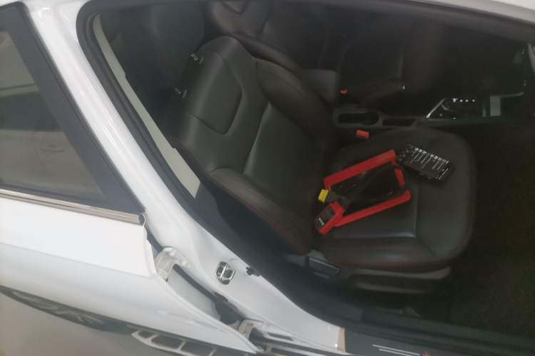 Used  Refine S3 2016 1.5L CVT Luxury Smart Version
