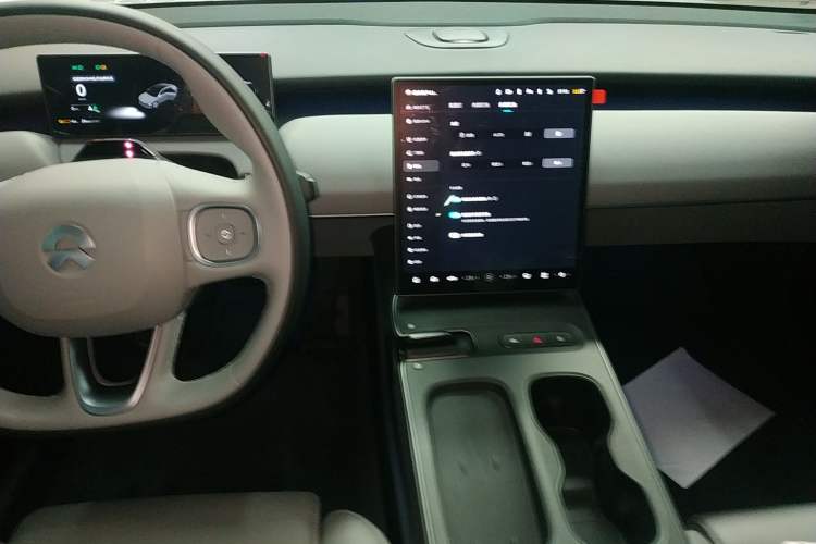 Used Nio ET5 2024 75 kWh
