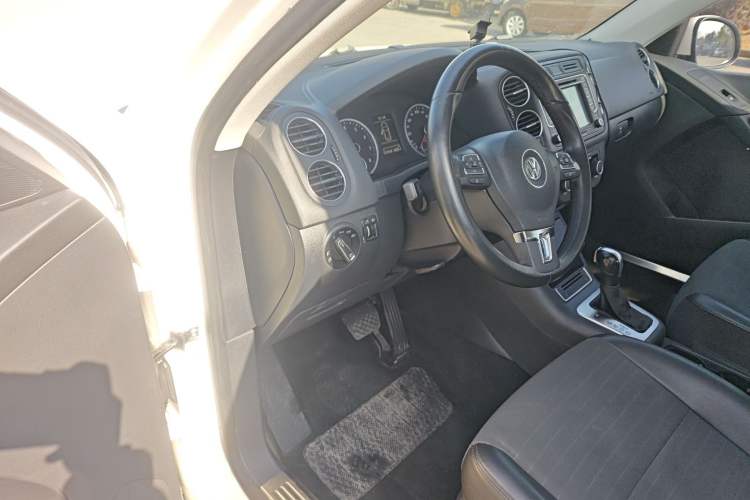 Used Volkswagen Tiguan 2015 1.8TSI Automatic Two-Wheel Drive Trend Edition
