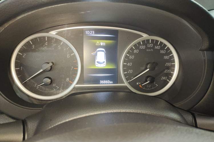 Used Nissan Tiida 2016 1.6L CVT Smart Drive Edition
