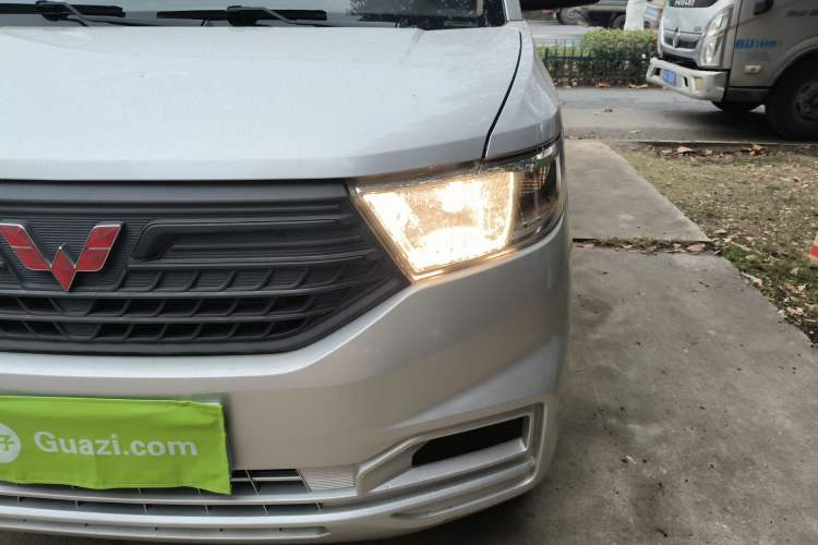 Used Wuling Hongguang V 2022 1.5L Jingqu Edition Electric-Assist LAR