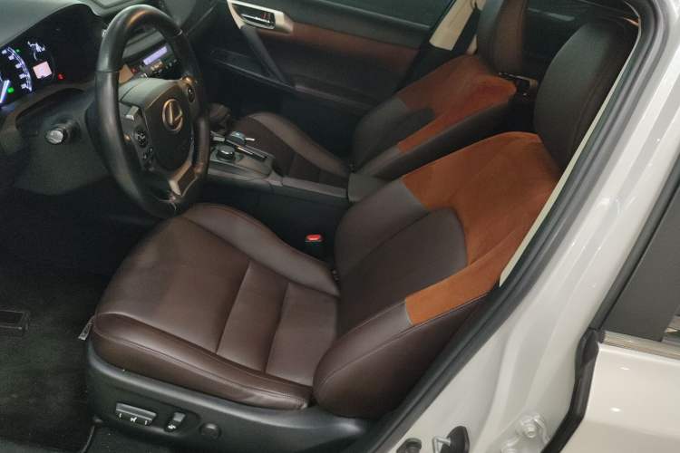 Used Lexus CT 2017 CT200h Comfort Edition Monochrome China V Standard