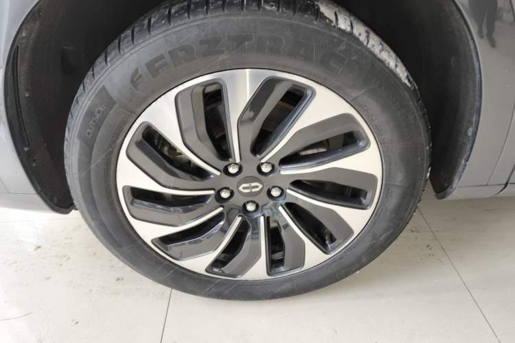 Used Hima AITO M7 2022 1.5T Four-Wheel Drive Luxury Edition
