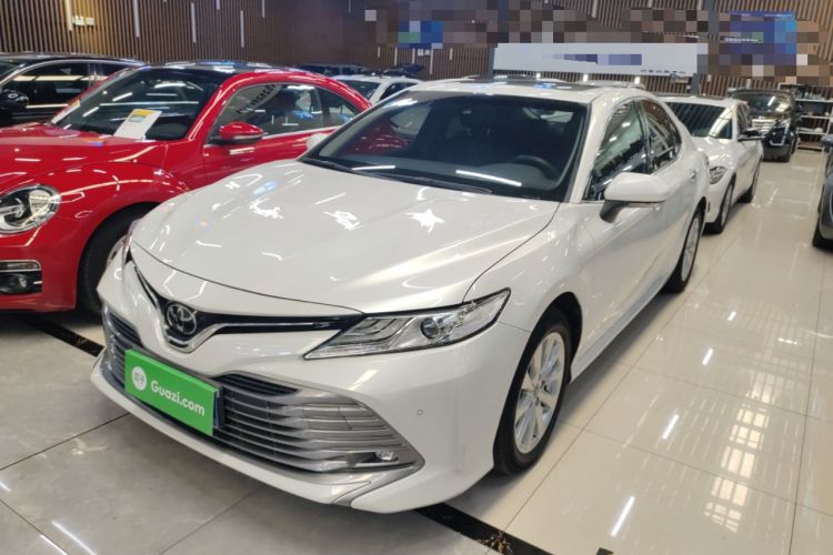 Used Toyota Camry 2019 Revised Version 2.0G Luxury Edition
