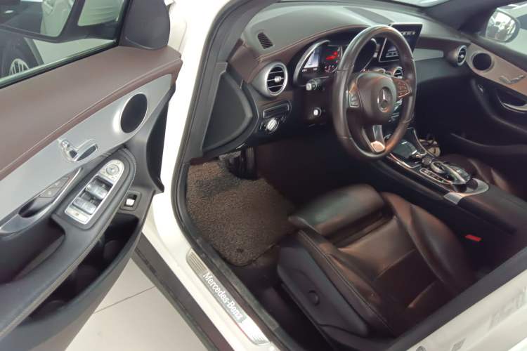 Used Mercedes-Benz GLC 2019 GLC 200 L 4MATIC
