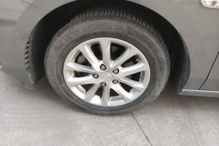 Used Buick GL6 2018 18T 6-Seater Luxury Model
