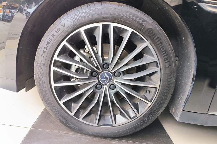 Used BYD Han 2025 DM-i 125KM LiDAR-Powered Intelligent Driving Model
