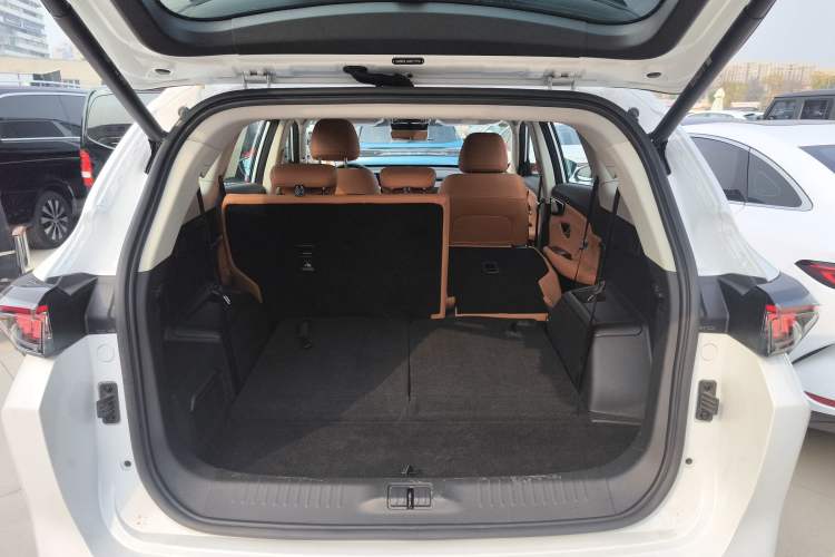 Used JETOUR Shanhai Shanhai L7 2024 1.5T 120km ULTRA 7-Seater
