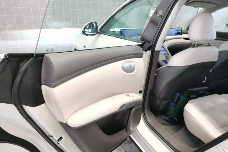 Used  LS6 2025 Long-Range Lingxi Smart Enjoyment Edition
