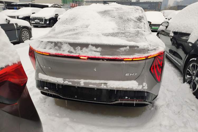 Used Hongqi EH7 2025 640 All-Wheel Drive Smart Selection Edition
