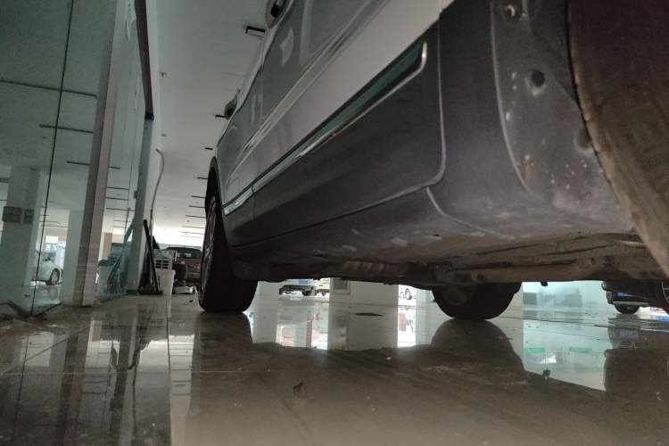 Used Lincoln MKC 2017 2.0T Two-Wheel Drive Deluxe Edition
