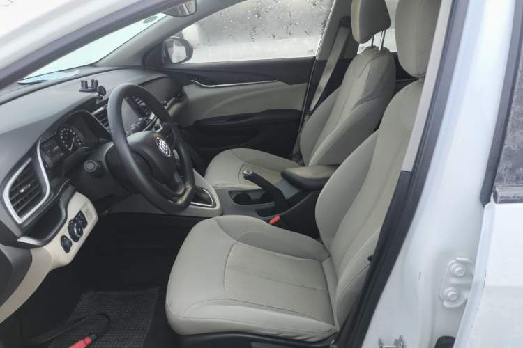 Used Buick GT 2015 15N Automatic Elite Version
