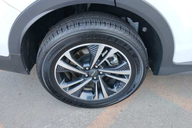 Used JETOUR X70 2023 1.5T DCT Beyond PRO Edition 5-Seater
