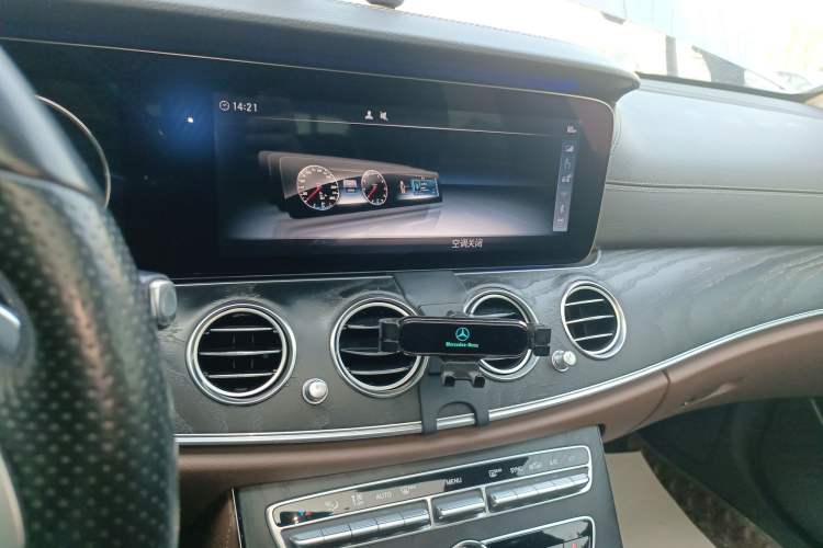 Used Mercedes-Benz E-Class 2018 Facelift E 200 L Sport Edition