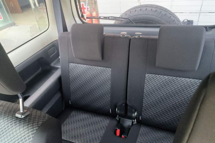 Used Suzuki Jimny 2015 1.3 AT JLX